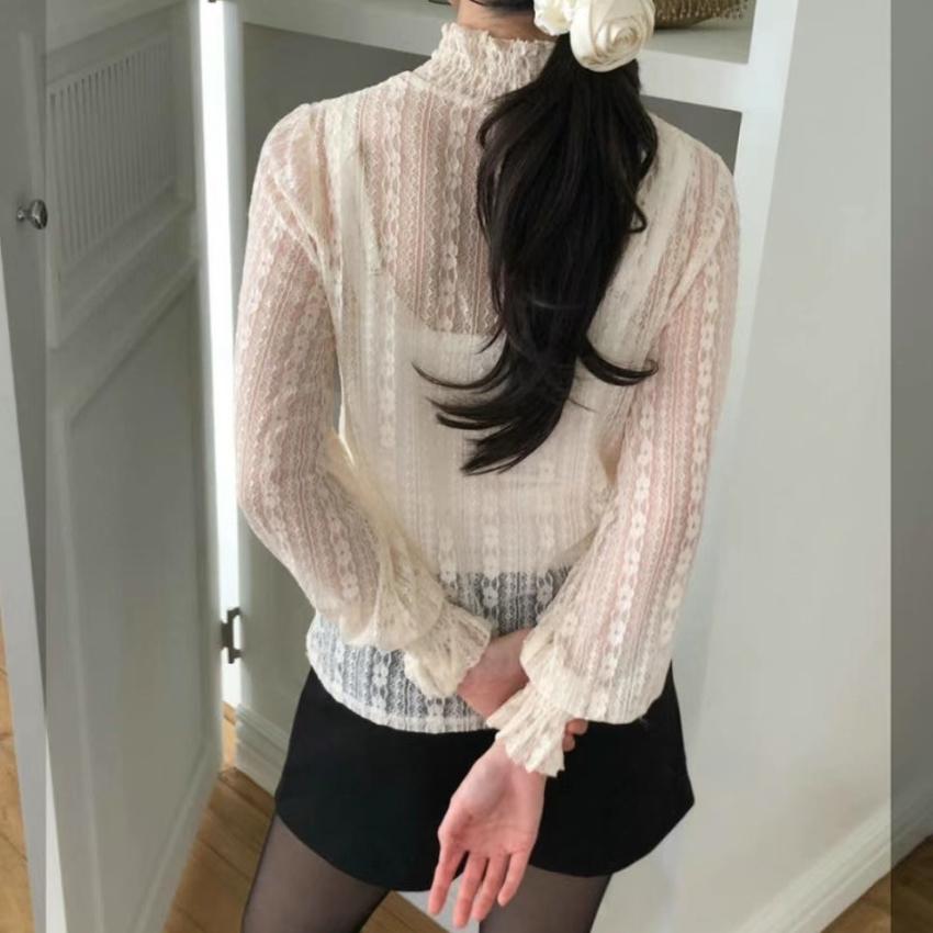 Lace top